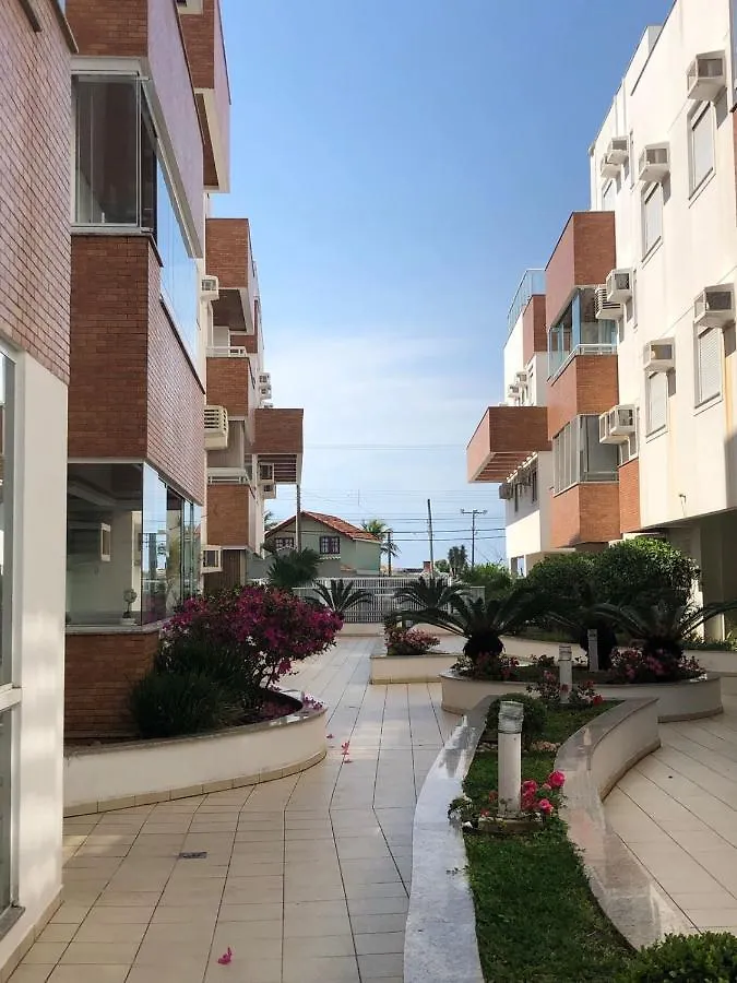 Apto Ingleses 2 Quartos E Piscina A 30 Mts Do Mar Florianópolis 0*,  Brasil